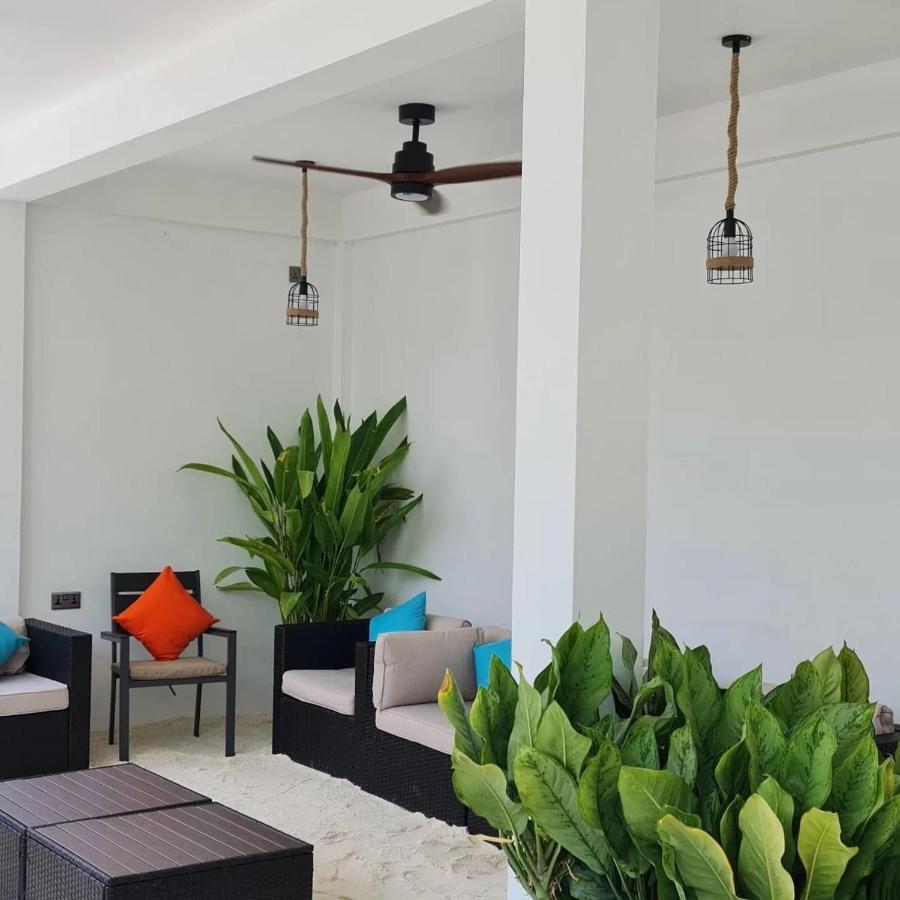 Seaside Dhigurah Hotel Dhigurah  Exterior photo