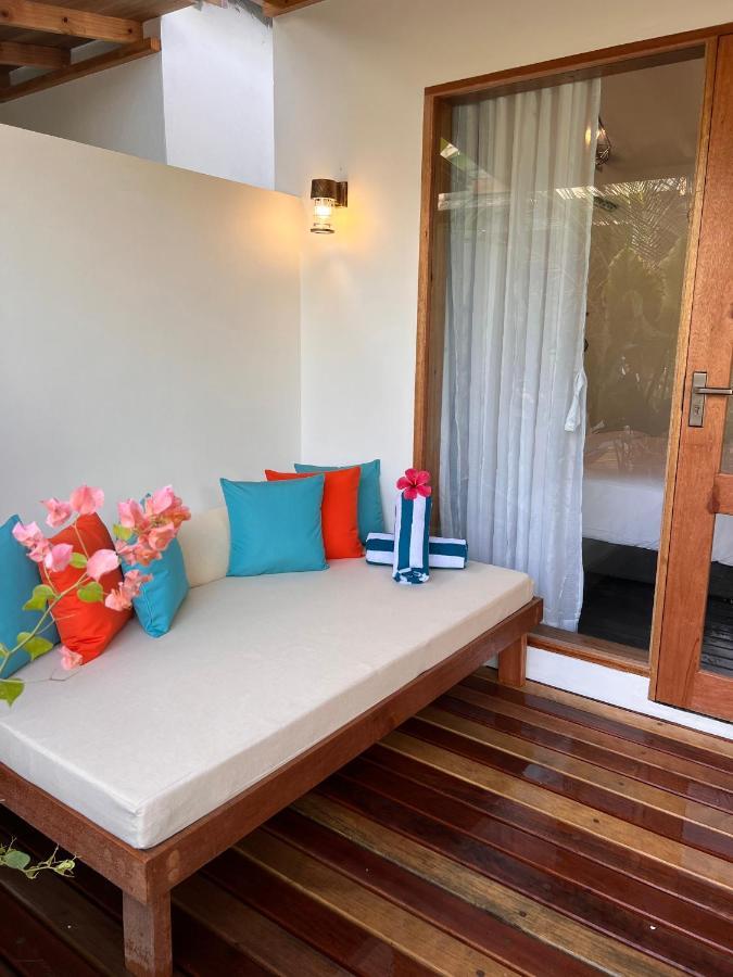 Seaside Dhigurah Hotel Dhigurah  Exterior photo