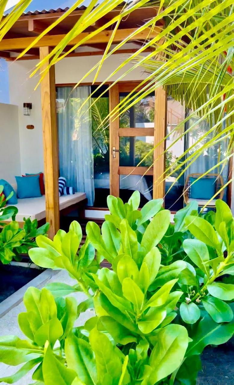 Seaside Dhigurah Hotel Dhigurah  Exterior photo
